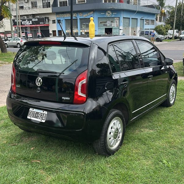 0fdb3da6-f008-4026-af61-eeca486b0162